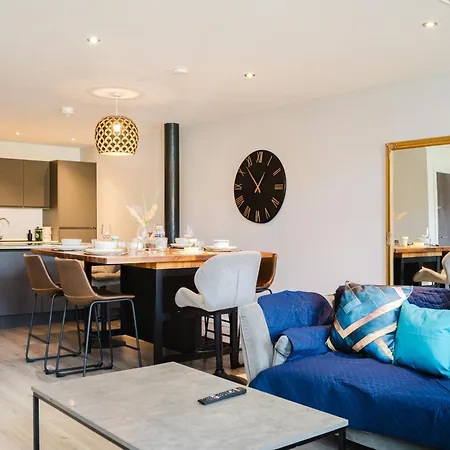 Apartment Bradford Premium Serviced Accommodation - Perfect For Contractors & Families I Free Parking I Fast Wifi