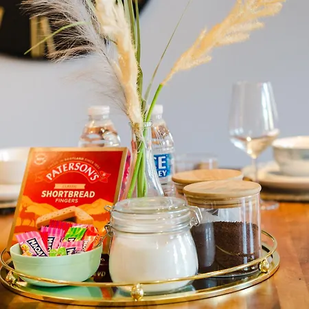 דירה Premium Serviced