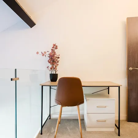 Apartment Bradford Premium Serviced Accommodation - Perfect For Contractors & Families I Free Parking I Fast Wifi